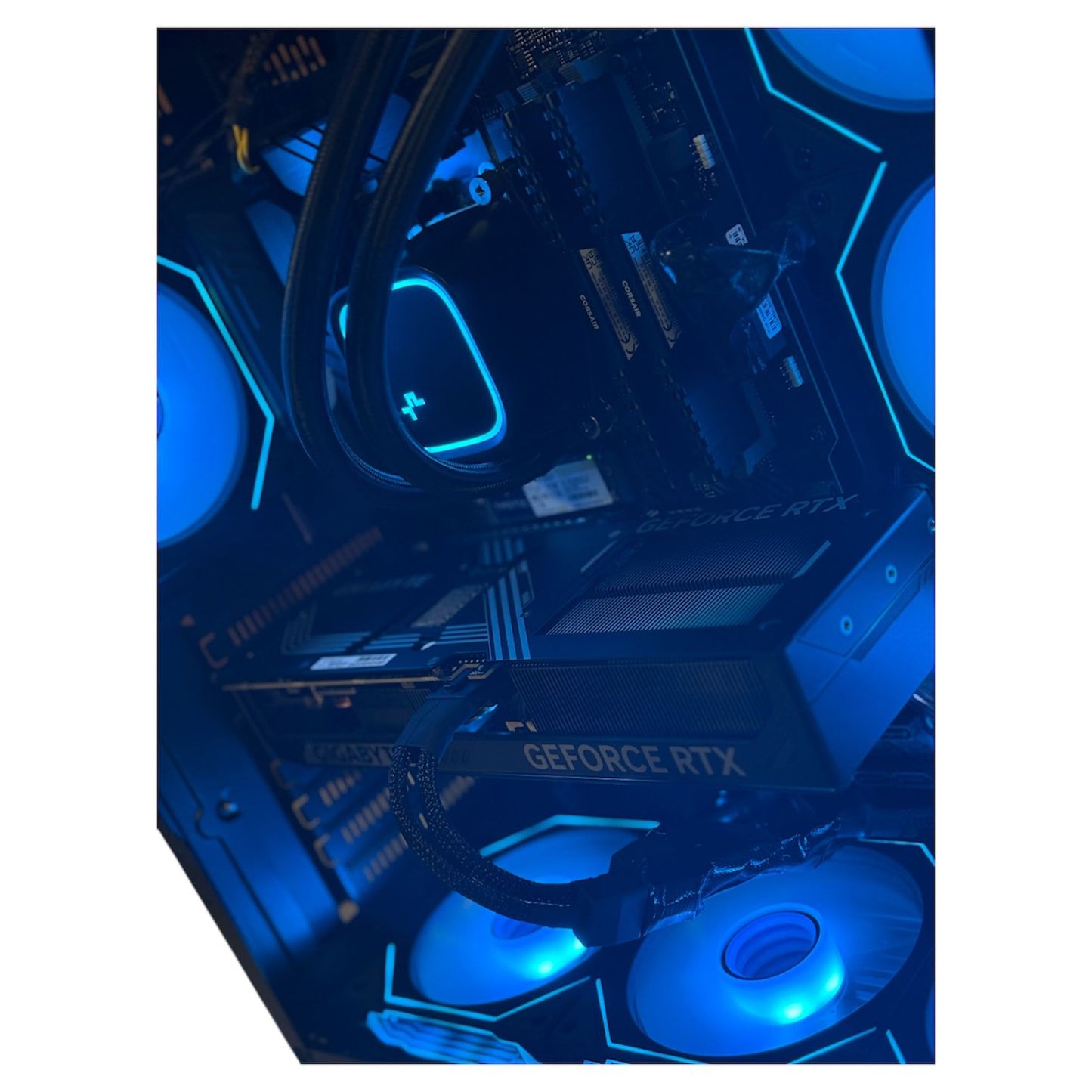 RTX 5070 12GB, Ryzen 7, 32GB Ram GAMING Pc